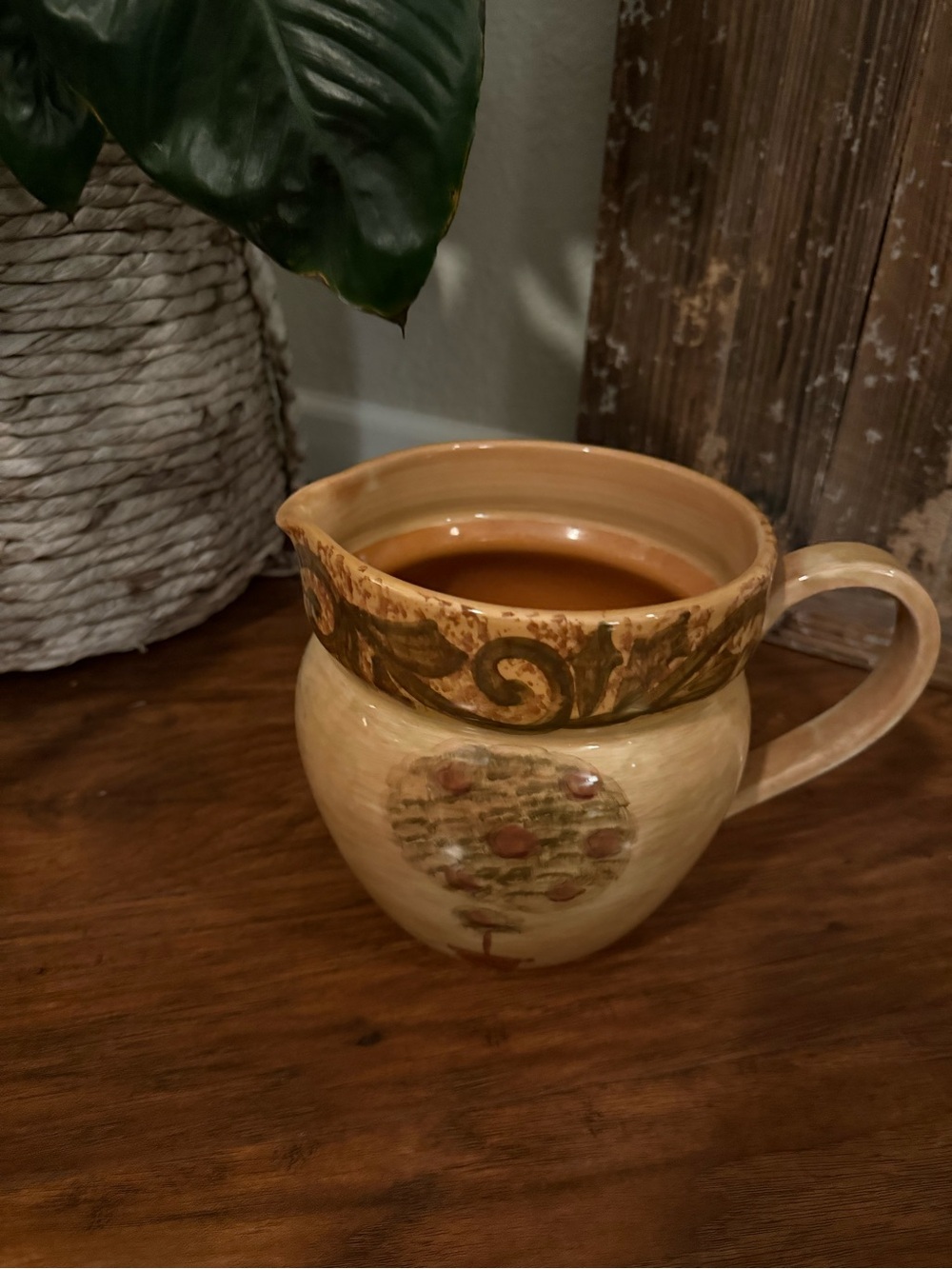 Vintage Hand painted Italian Pottery Pitcher Made In Italy🇮🇹